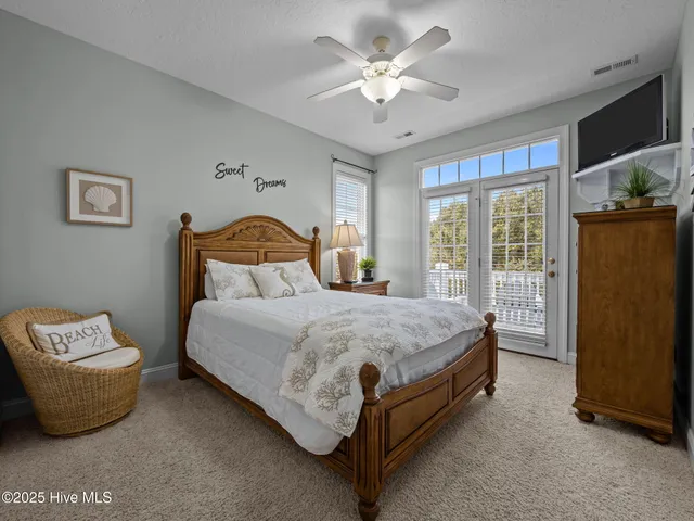 $1,400,000 | 9902 Colonel Hansen Court, Emerald Isle, NC 28594