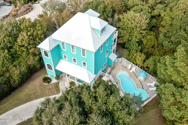 $1,400,000 | 9902 Colonel Hansen Court, Emerald Isle, NC 28594