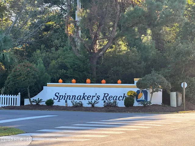 $1,400,000 | 9902 Colonel Hansen Court, Emerald Isle, NC 28594