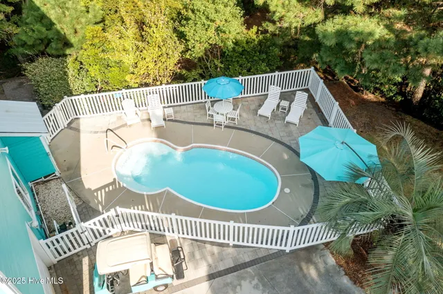 $1,400,000 | 9902 Colonel Hansen Court, Emerald Isle, NC 28594