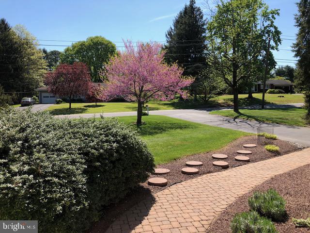 95 Richardson Road Robbinsville, NJ 08691 - Photo 29 of 30 Beautiful grounds!