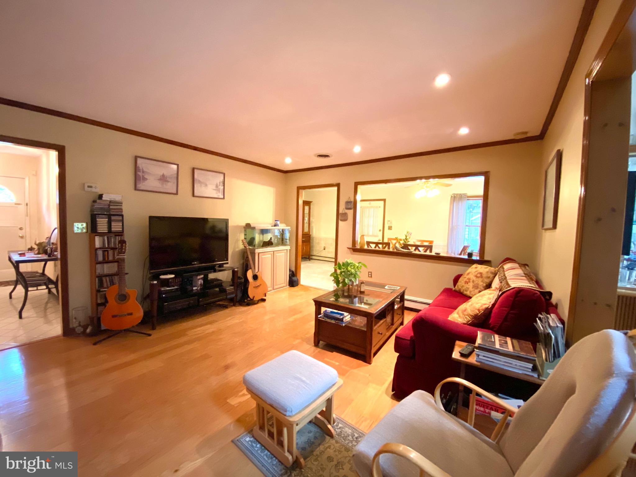95 Richardson Road Robbinsville, NJ 08691 - Photo 5 of 30 Family room