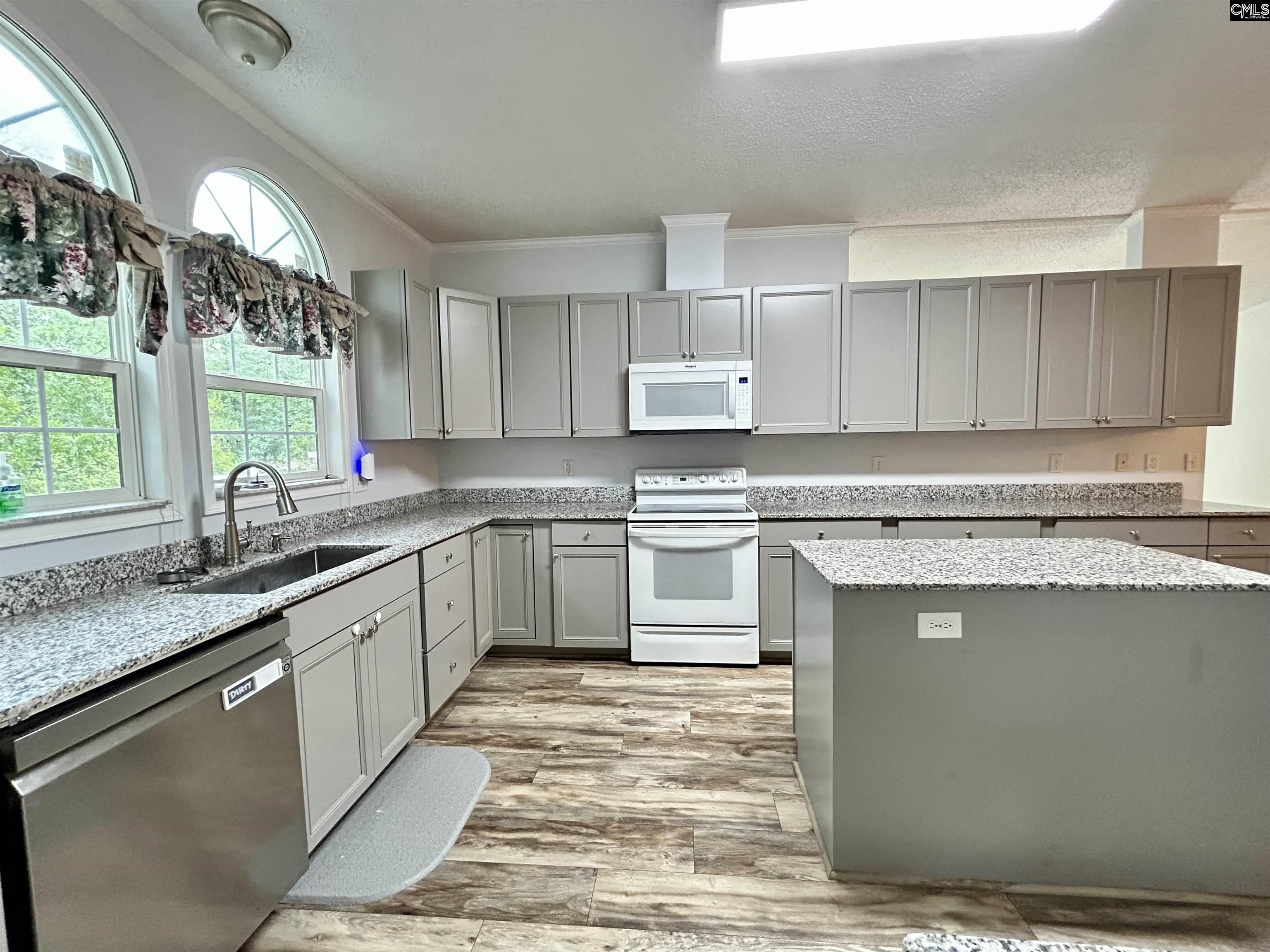 430 Long Branch Road Gilbert, SC 29054 - Photo 14 of 38