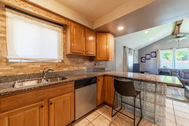 $205,000 | 17519 Community Street, Lansing, IL 60438