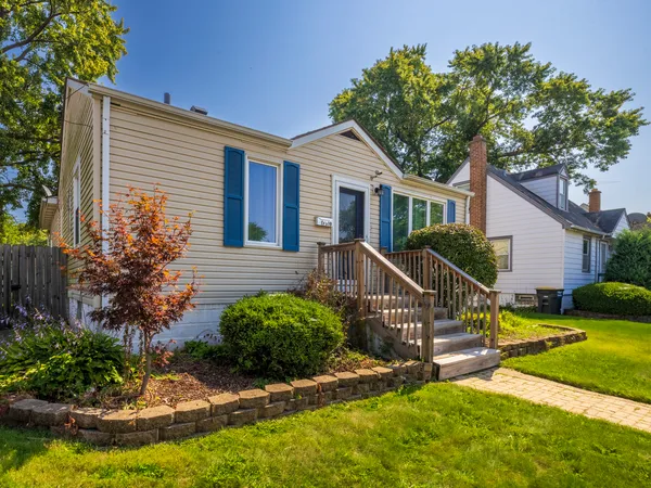 $198,000 | 17519 Community Street, Lansing, IL 60438