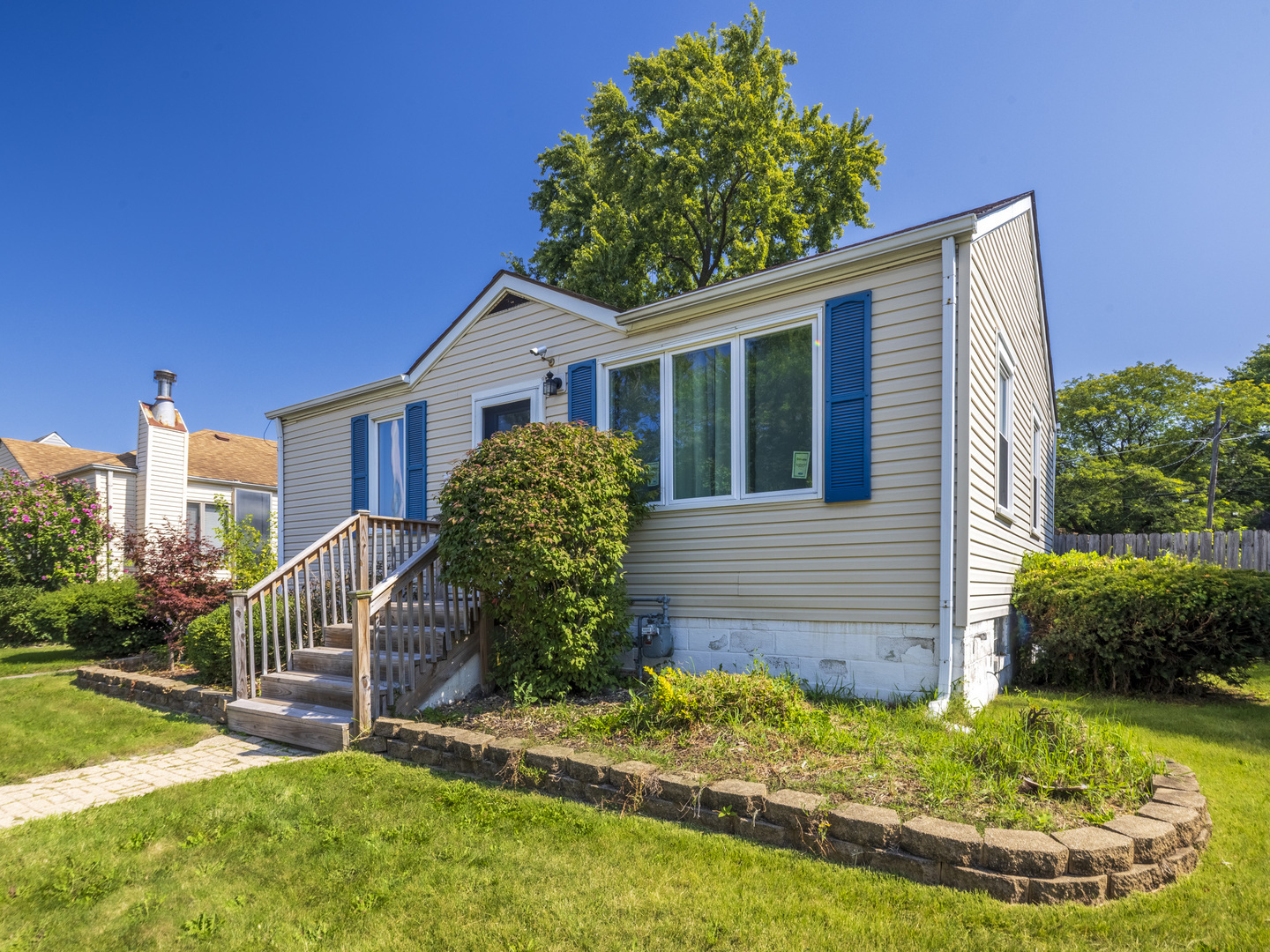 17519 Community Street Lansing, IL 60438 - Photo 3 of 39