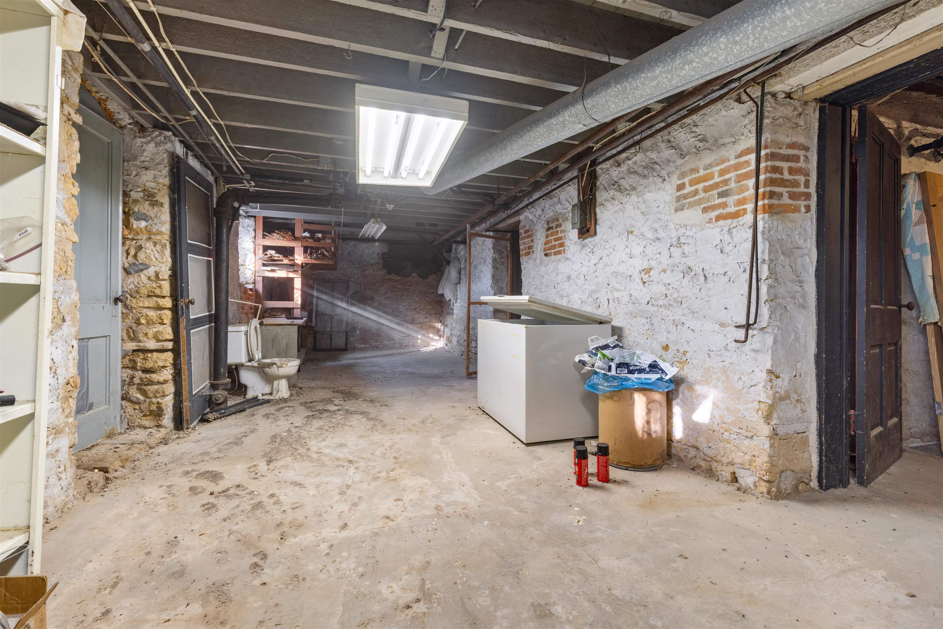 395 North Cedarville Road Freeport, IL 61032 - Photo 16 of 47 a view of parking garage