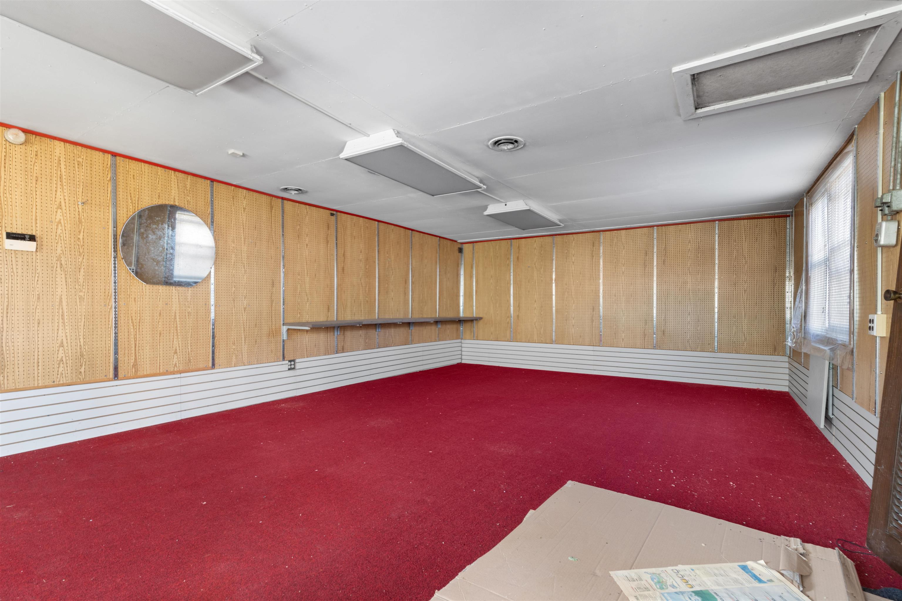 395 North Cedarville Road Freeport, IL 61032 - Photo 39 of 47 a view of empty room with windows