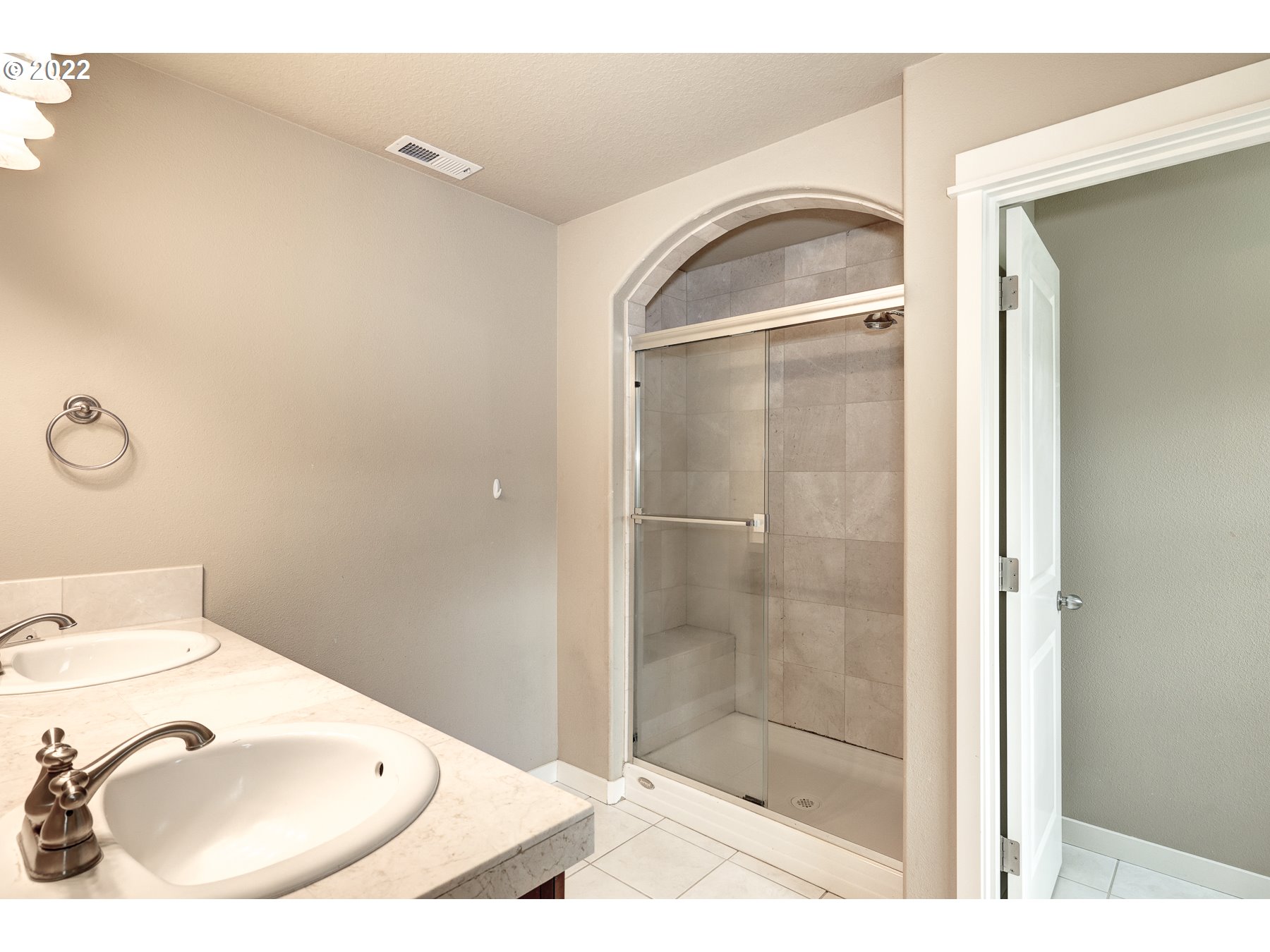 16441 Southwest Goldview Way Beaverton, OR 97007 - Photo 14 of 30 Gallery Image 14