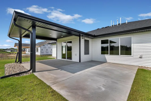 $494,900 | 76 Meadow Ln. Lane, Cold Spring, MN 56320