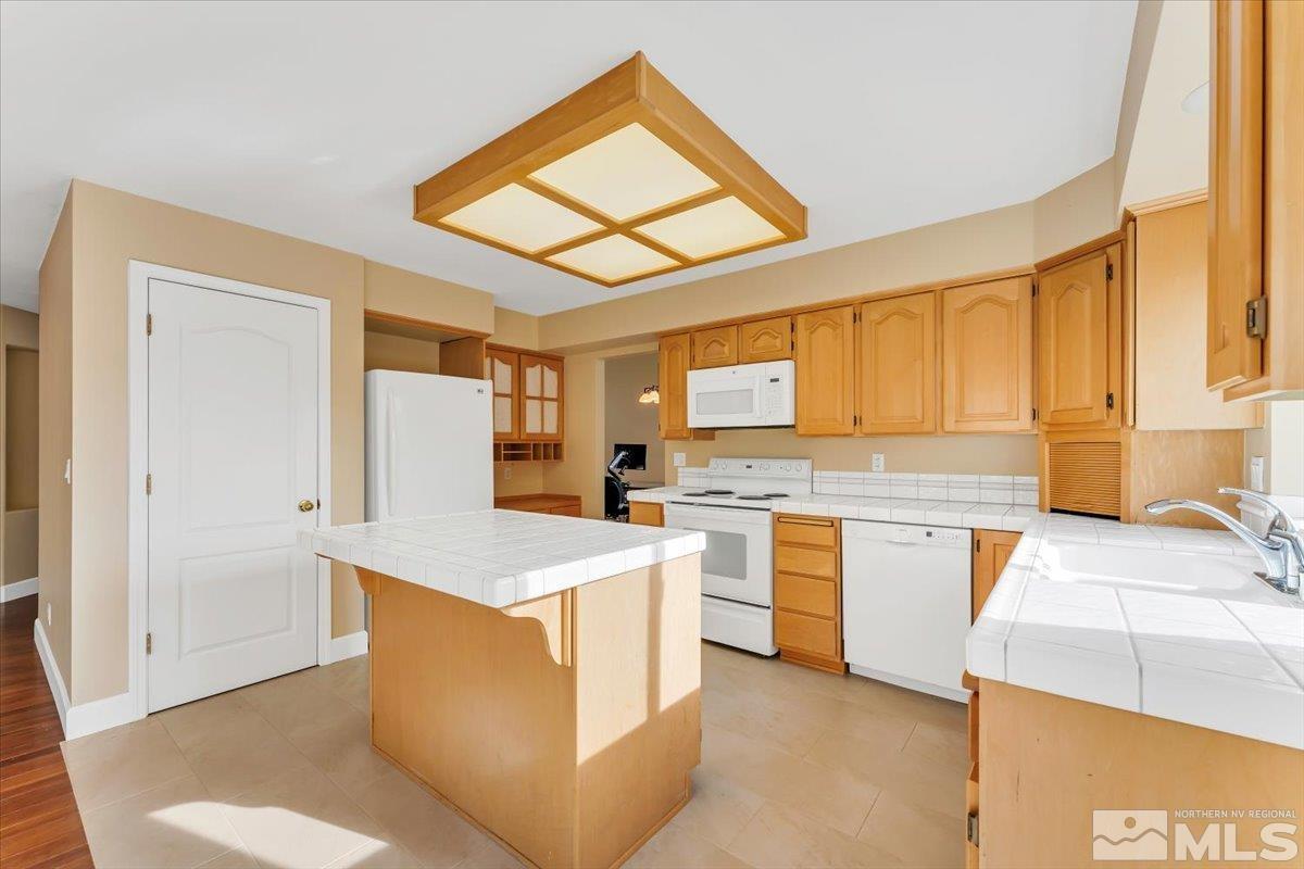 5880 Simons Drive Reno, NV 89523 - Photo 15 of 35 Photo 15