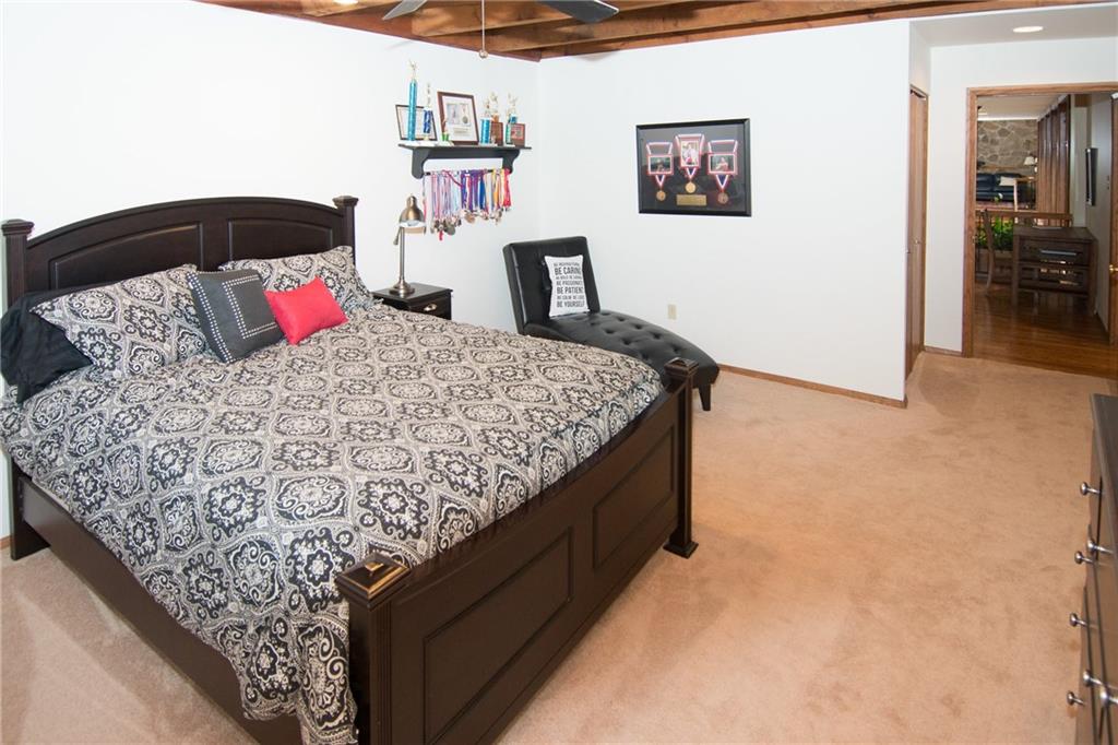 500 McCombs Road Venetia, PA 15367 - Photo 12 of 25