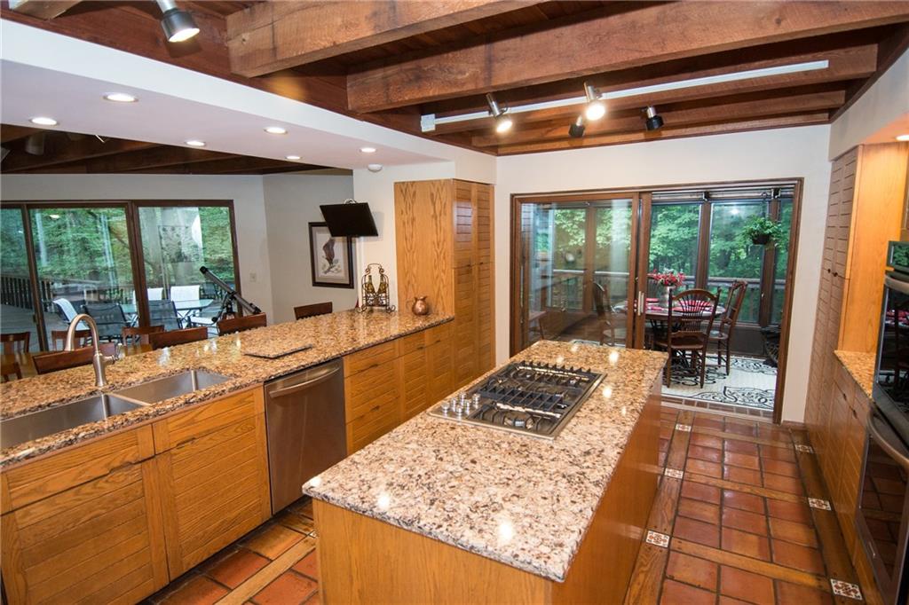 500 McCombs Road Venetia, PA 15367 - Photo 6 of 25