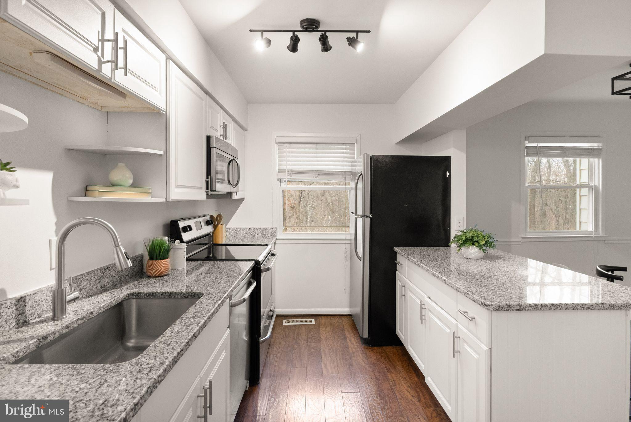 14424 Filarete Street Woodbridge, VA 22193 - Photo 9 of 30