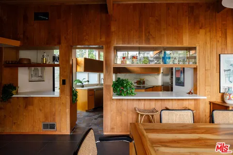 $1,799,000 | 2813 5th Avenue, Los Angeles, CA 90018