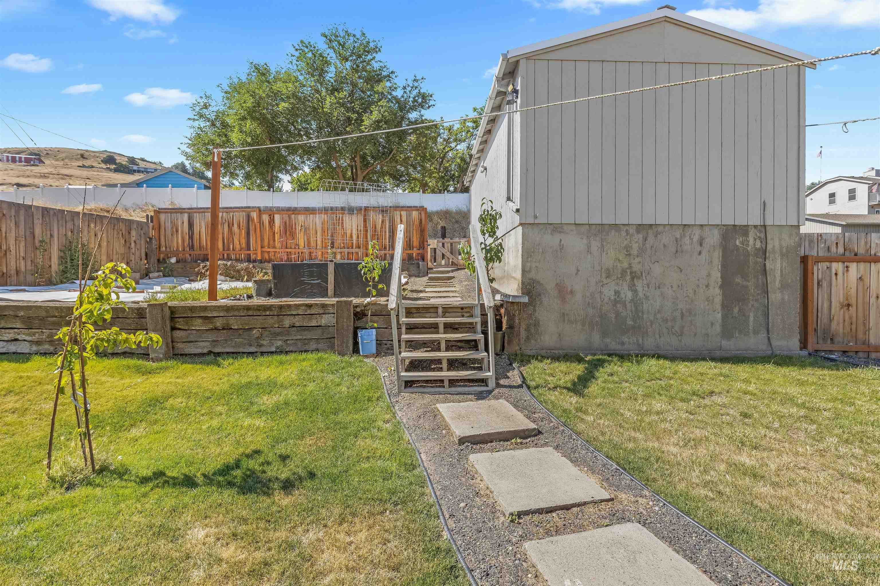 406 2nd Street Asotin, WA 99402 - Photo 15 of 17