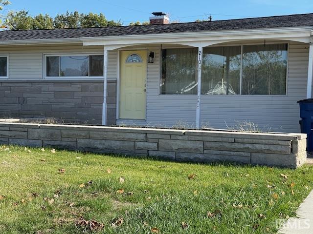 210 Shawnee Drive Bedford, IN 47421 - Photo 2 of 16