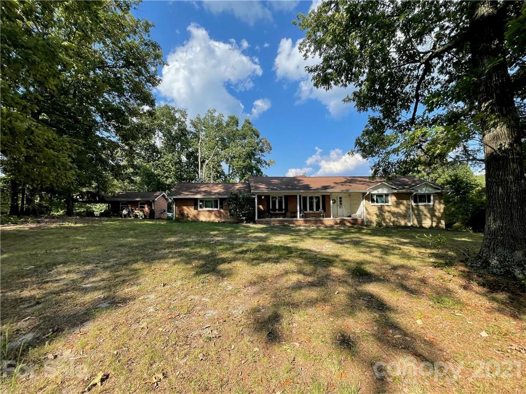 1829 Woolie Road Lincolnton, NC 28092 - Photo 1 of 39 Gallery Image 1