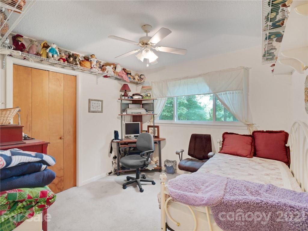 1829 Woolie Road Lincolnton, NC 28092 - Photo 12 of 39 Gallery Image 12