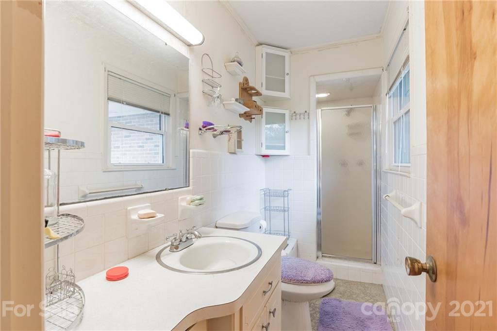 1829 Woolie Road Lincolnton, NC 28092 - Photo 16 of 39 Gallery Image 16