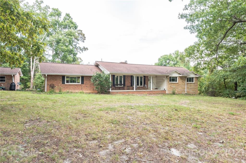 1829 Woolie Road Lincolnton, NC 28092 - Photo 3 of 39 Gallery Image 3