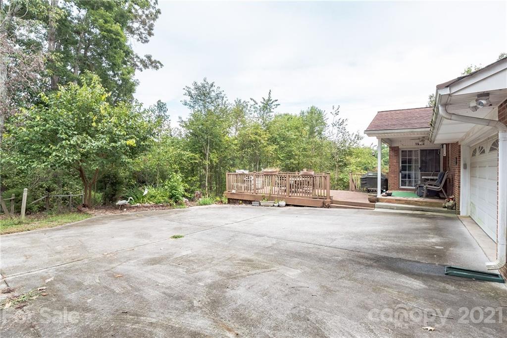 1829 Woolie Road Lincolnton, NC 28092 - Photo 31 of 39 Gallery Image 31