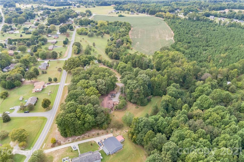 1829 Woolie Road Lincolnton, NC 28092 - Photo 35 of 39 Gallery Image 35