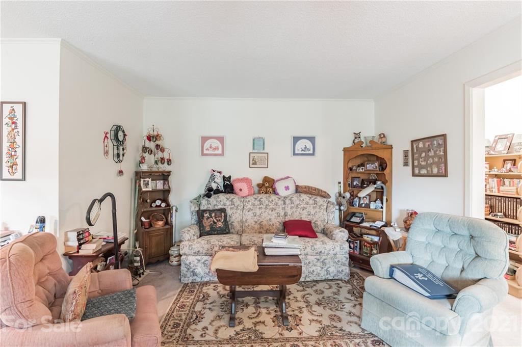 1829 Woolie Road Lincolnton, NC 28092 - Photo 10 of 39 Gallery Image 10
