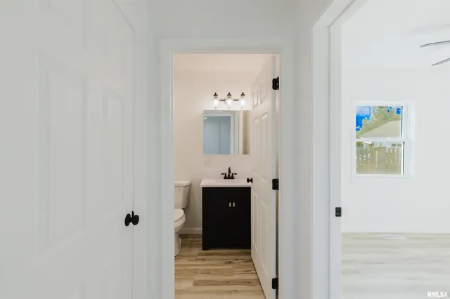 $170,000 | 1012 North Logan Street, Marion, IL 62959