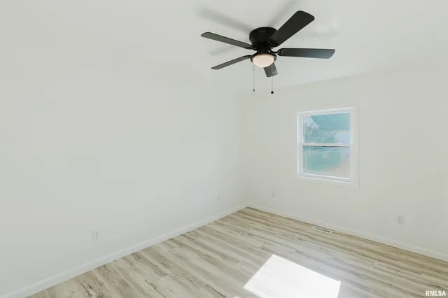 $170,000 | 1012 North Logan Street, Marion, IL 62959