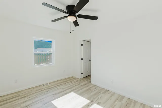 $170,000 | 1012 North Logan Street, Marion, IL 62959