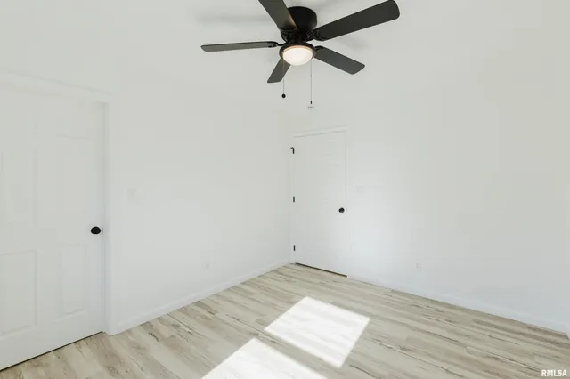 $170,000 | 1012 North Logan Street, Marion, IL 62959