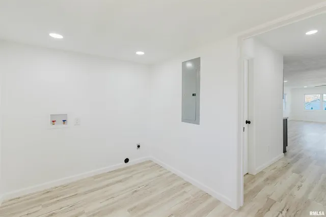 $170,000 | 1012 North Logan Street, Marion, IL 62959