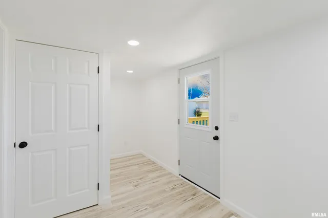 $170,000 | 1012 North Logan Street, Marion, IL 62959