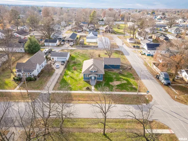 $170,000 | 1012 North Logan Street, Marion, IL 62959