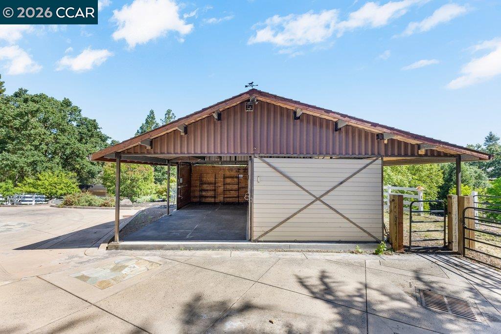 189 Oak Road Alamo, CA 94507 - Photo 59 of 86