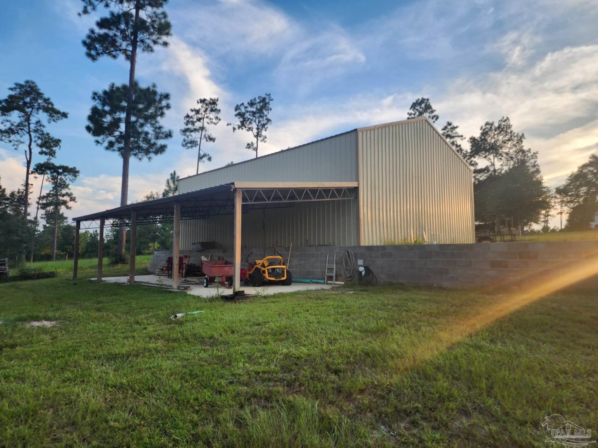 2264 Lewis Road Milton, FL 32570 - Photo 1 of 18 Gallery Image 1