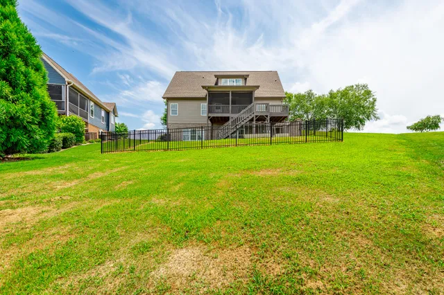 $699,000 | 12733 Blakeslee Drive, Soddy Daisy, TN 37379