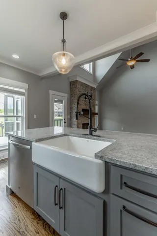 $699,000 | 12733 Blakeslee Drive, Soddy Daisy, TN 37379