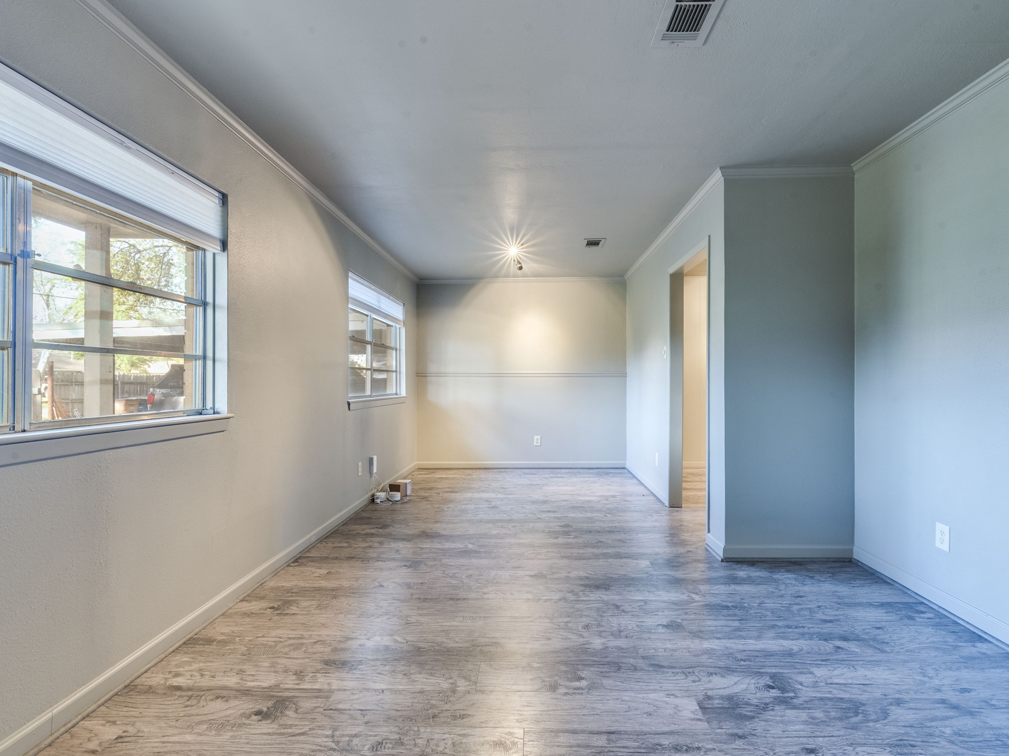 10606 Macmora Road Austin, TX 78758 - Photo 7 of 31