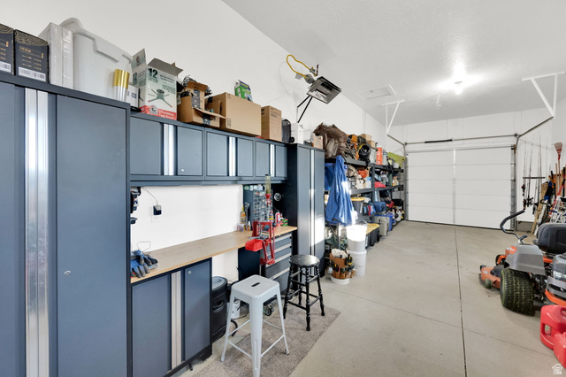 352 East Boulderville Road Oakley, UT 84055 - Photo 34 of 62 View of garage