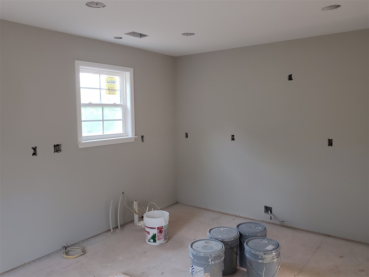 2395 Racing Road Greer, SC 29651 - Photo 8 of 19 Gallery Image 8
