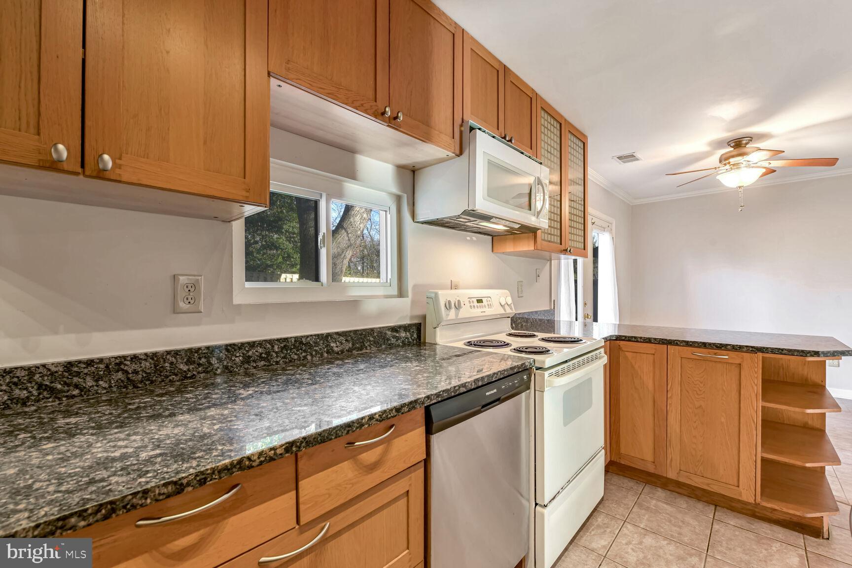 11306 Geddys Court Reston, VA 20191 - Photo 11 of 32