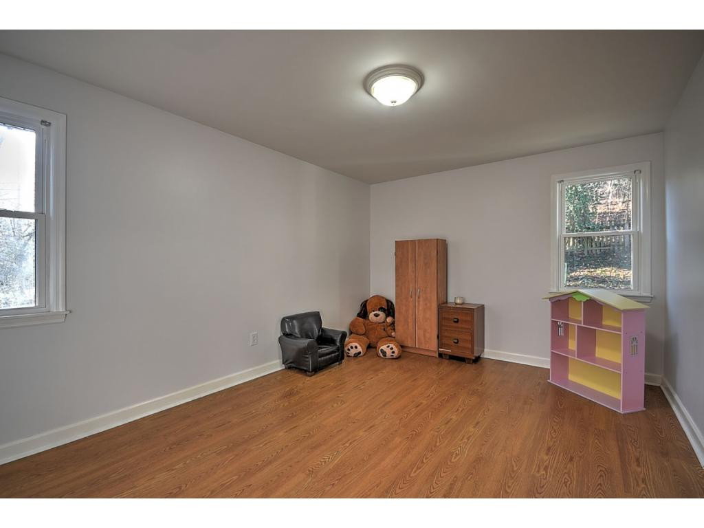 4527 Mitchell Road Kingsport, TN 37664 - Photo 23 of 34 Photo 23