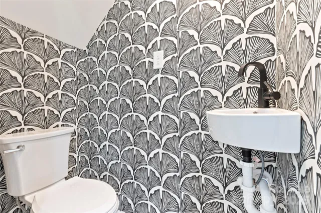 $383,500 | 815 East Second Avenue, Gastonia, NC 28054