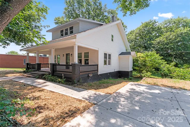 $383,500 | 815 East Second Avenue, Gastonia, NC 28054
