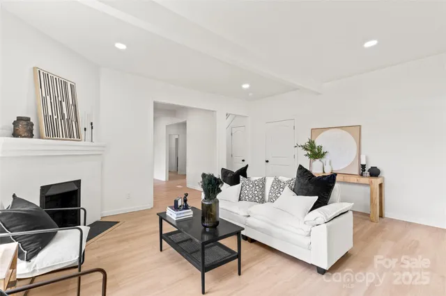 $383,500 | 815 East Second Avenue, Gastonia, NC 28054