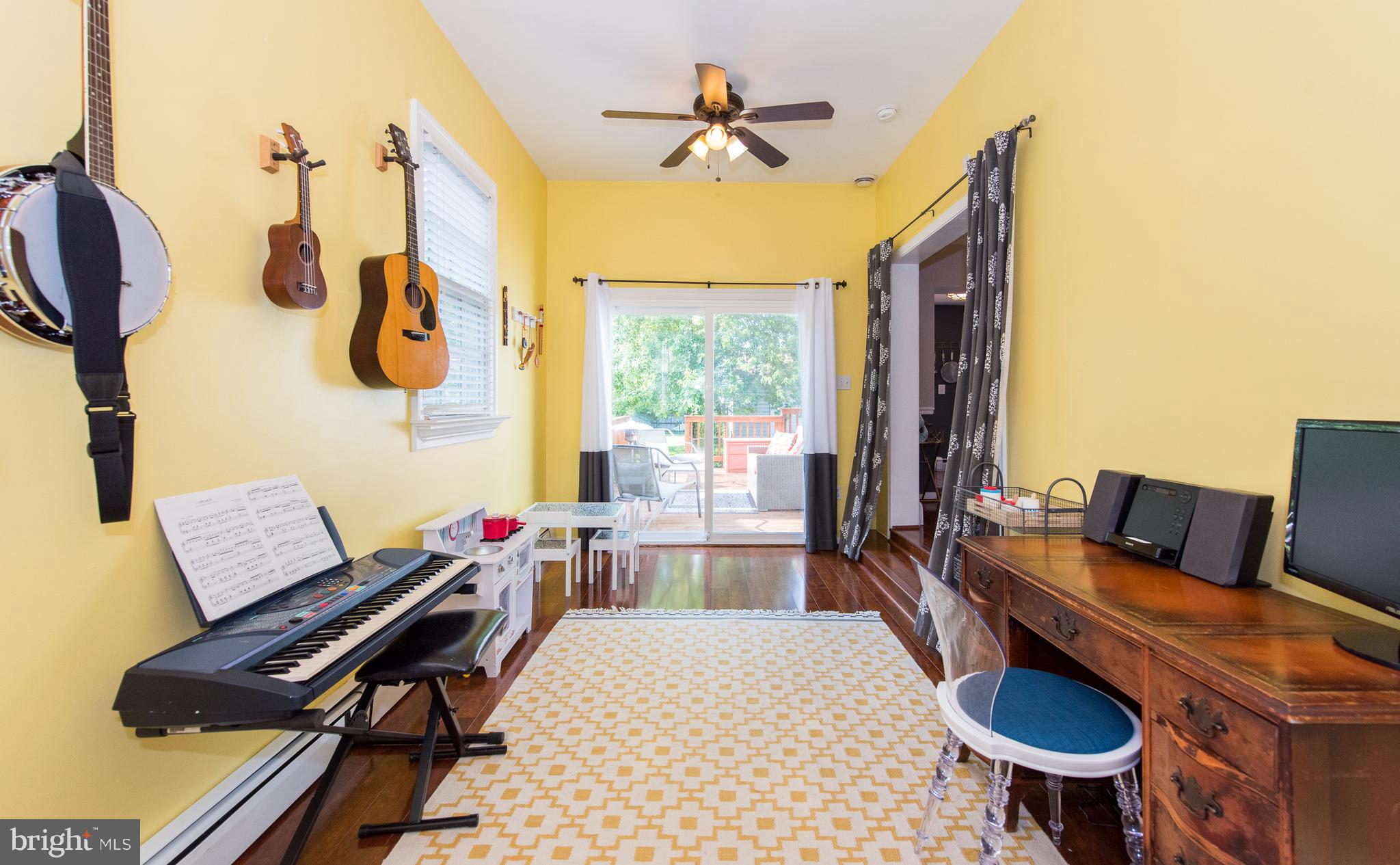 8875 Baltimore Street Savage, MD 20763 - Photo 11 of 35 Family Room