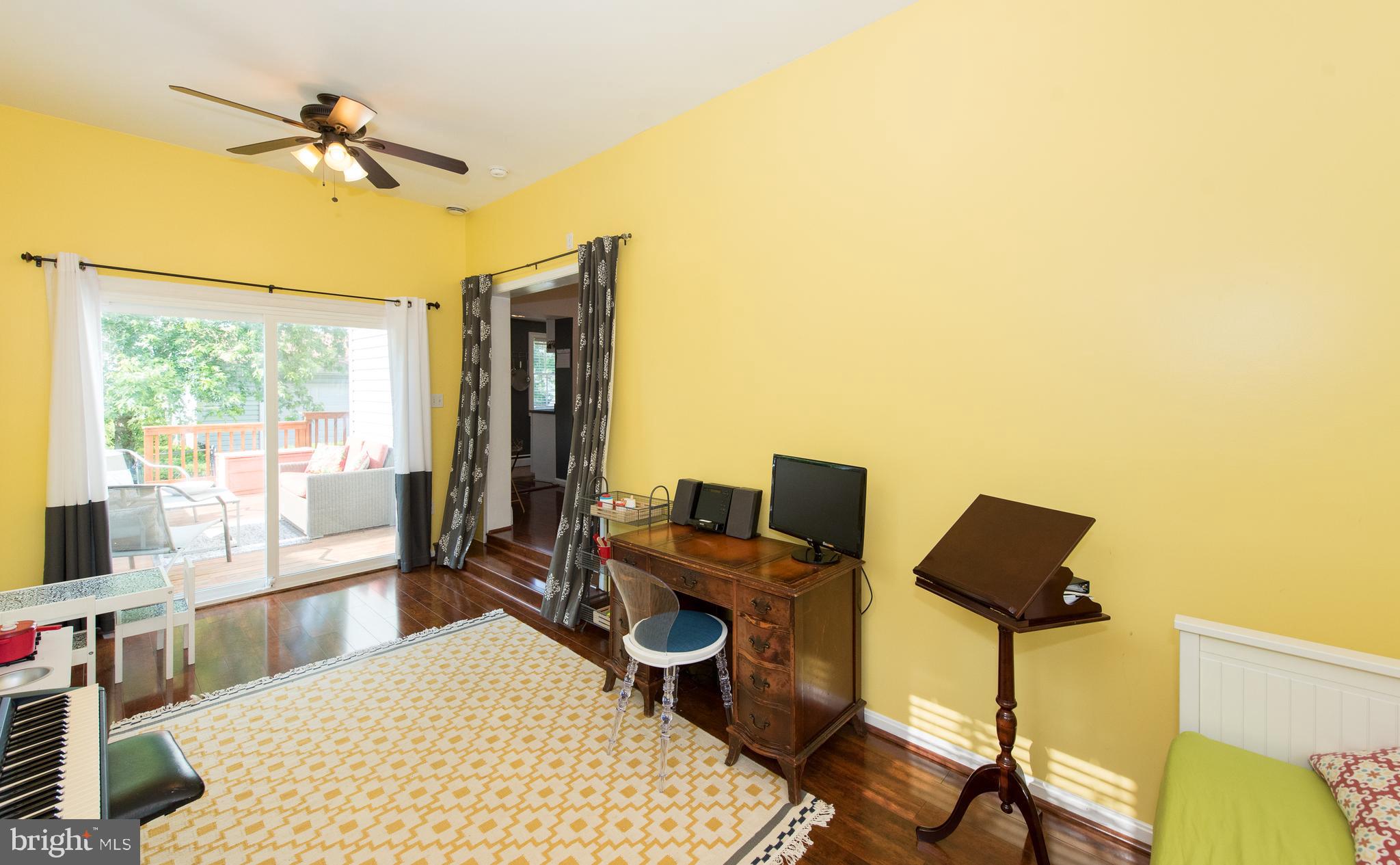 8875 Baltimore Street Savage, MD 20763 - Photo 12 of 35 Family Room