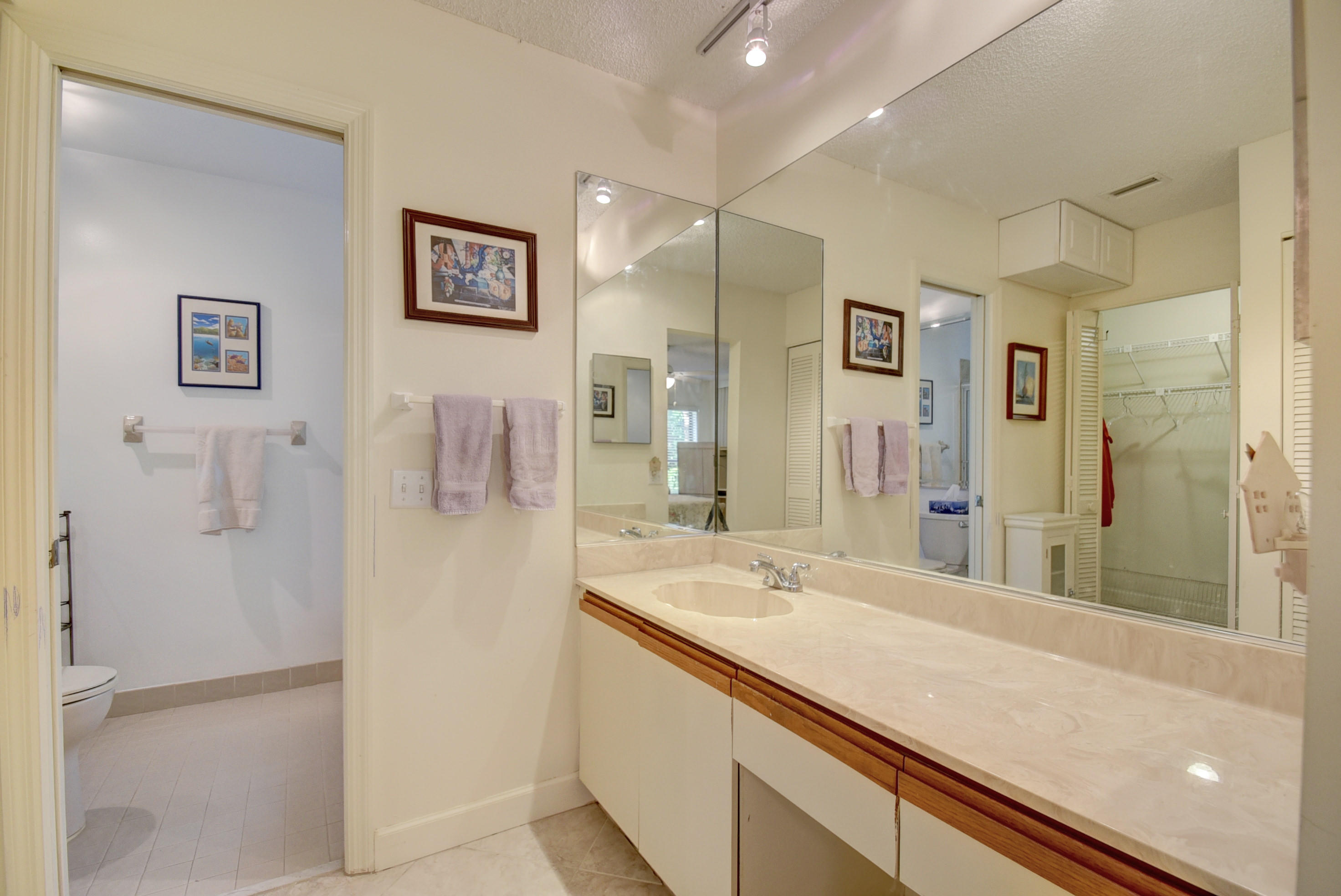 9246 Sable Ridge Circle, Unit A Boca Raton, FL 33428 - Photo 11 of 15 Master Bathroom